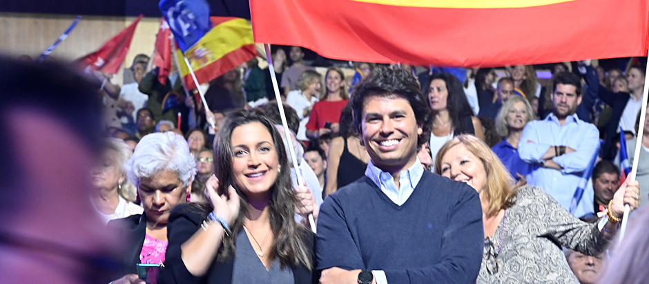 Alvaro Castillejos,Cristina Fernandez durante el cierre de campaña de las elecciones Autonomicas y Municipales 2023 en Madrid