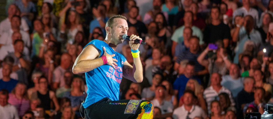 Chris Martin, de Coldplay, durante un concierto