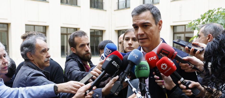 Sánchez convoca elecciones generales el 23 de julio tras la catástrofe electoral
