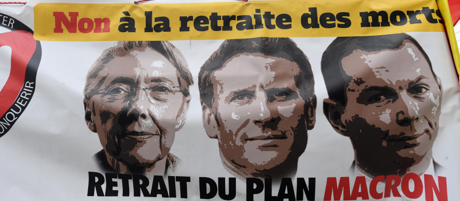 Un sindicalista durante una manifestación en contra de la reforma de las pensiones, en Francia