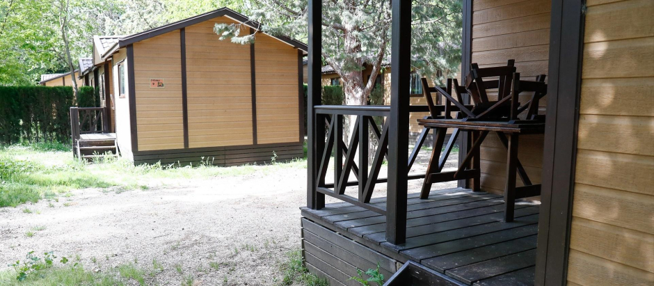 Bungalows del Camping Internacional de Aranjuez, cerrado por covid.