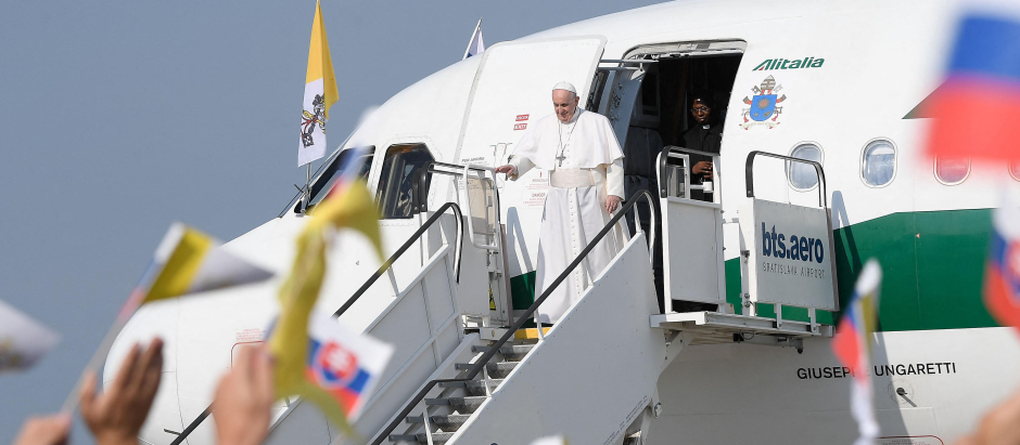 Pope Francis is welcomed by the President of Slovakia Zuzana Caputova upon arrival at Bratislava International Airport in Bratislava, Slovakia, on September 12, 2021.