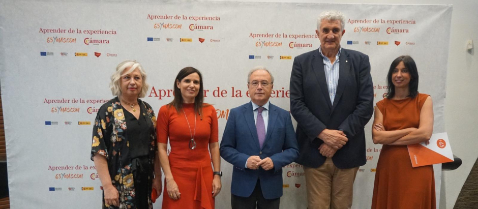 Romay, la Cámara de Comercio de Córdoba y 65YMÁS, unidos en la campaña ‘Aprender de la Experiencia’