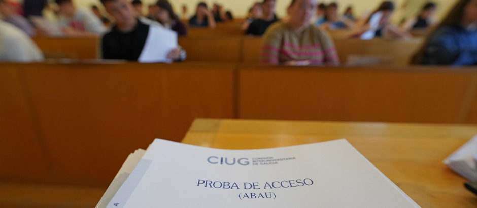 Una de las pruebas de acceso a la universidad 2023, en la facultad de Ciencias de la Comunicación de la Universidad de Santiago de Compostela