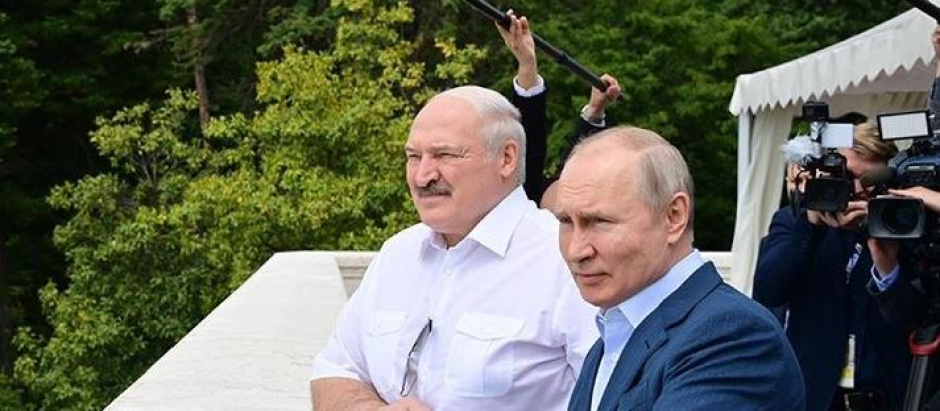 Alexander Lukashenko y Vladimir Putin en Sochi