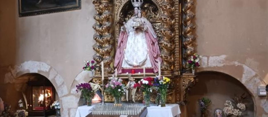 Altar de la Virgen de los Remedios la pasada semana
