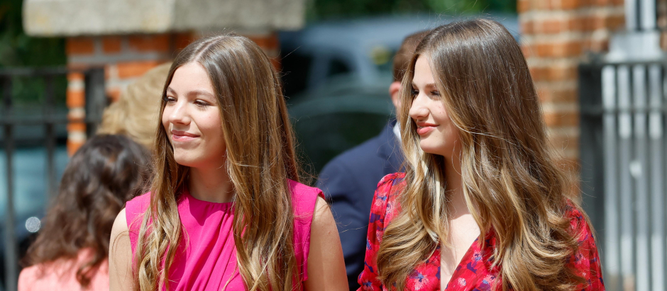 Infant Sofia de Borbon with Princess Leonor de Borbon during her confirmation  in Madrid on Thursday, 25 May 2023.