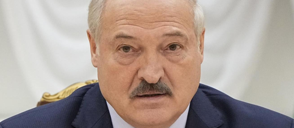 Minsk (Belarus), 06/07/2023.- Belarusian President Alexander Lukashenko speaks during a meeting with foreign journalists, in Minsk, Belarus, 06 July 2023. 'Nuclear weapons deployment sites were completely ready a month ago. Most of them were moved and are in Belarus. By the end of the year, for sure, but I think we will completely move the warheads that are intended for this much earlier', Lukashenko said on 06 July at a meeting with foreign and Belarusian journalists in Minsk. The Belarusian president also said he was ready to use Wagner PMC in the republic, and stated that the issue of relocation of Wagner PMC to Belarus has not yet been resolved. (Bielorrusia) EFE/EPA/STRINGER