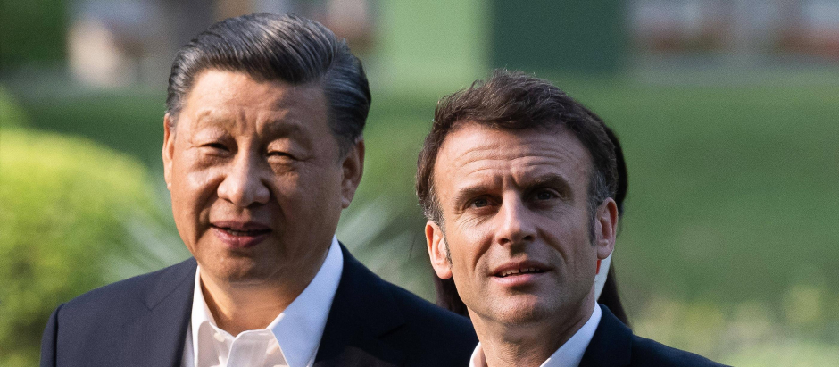 Xi Jinping y Emmanuel Macron, durante la visita del francés a China en abril
