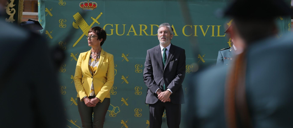 El ministro Marlaska junto a María Gámez cuando ésta era todavía directora general de la Guardia Civil