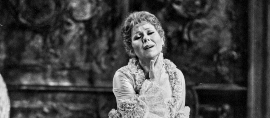 Renata Scotto interpretando 'Manon Lescaut' en la Metropolitan Opera de Nueva York
