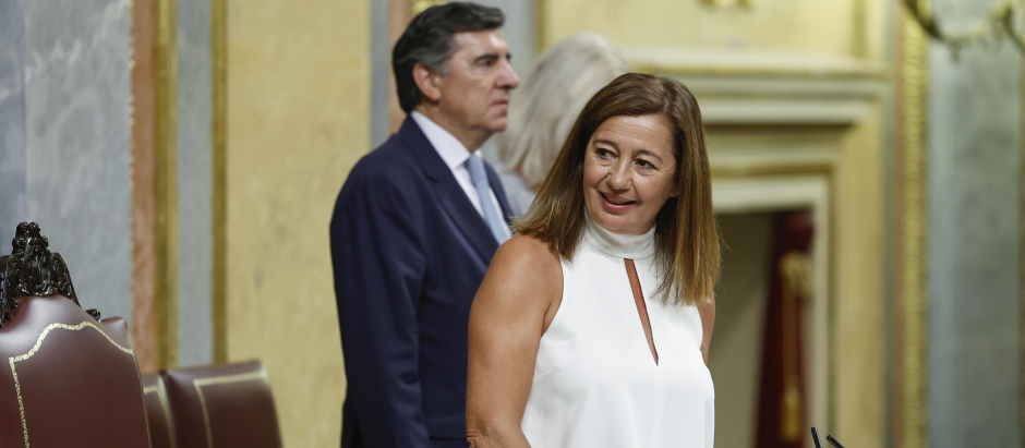 La recién elegida presidenta del Congreso, la socialista balear Francina Armengol,en su puesto de la Cámara Baja