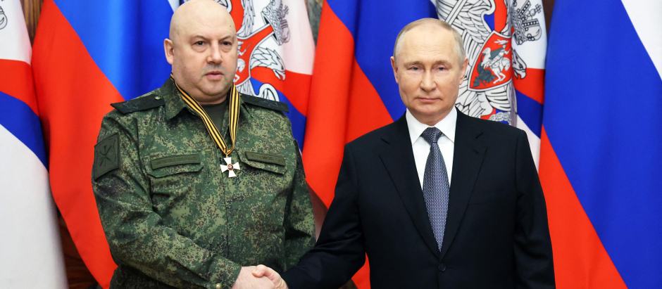 Surovikin y Putin