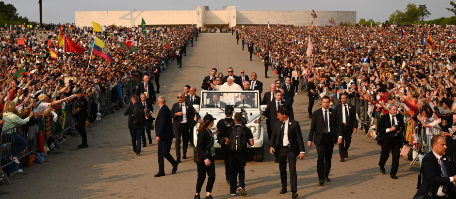 Pope Francis visiting Fatima during World Youth Day ( JMJ ) , Lisbon, Portugal - 05 Aug 2023