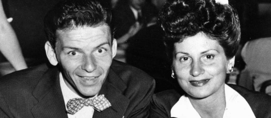 Frank Sinatra y su primera mujer, Nancy Barbato, en los años 30