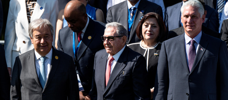 El secretario general de la ONU Antonio Guterres, Raúl Castro y Miguel Díaz Canel en La Habana