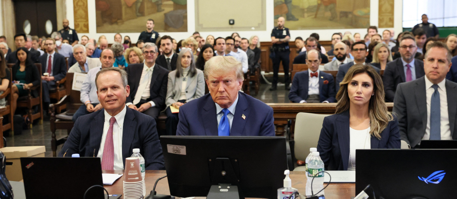El expresidente Donald Trump en un tribunal de Nueva York