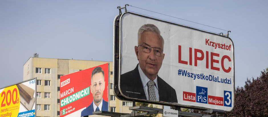 Carteles de propaganda electoral polaca