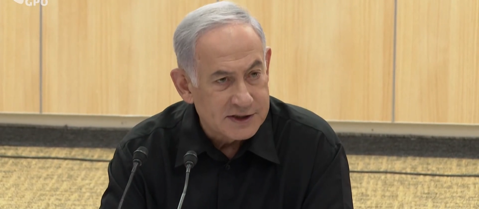Netanyahu en la primera rueda de prensa tras la reunión del gobierno nacional de emergencia israelí