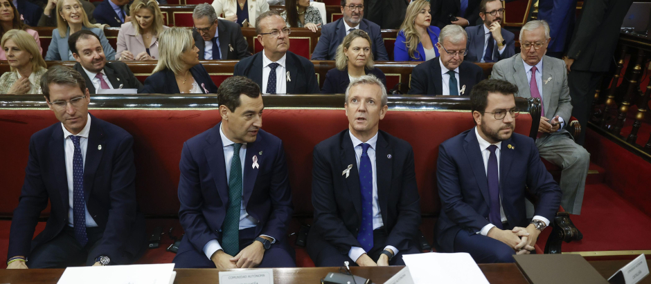 Pere Aragonès, junto a los presidentes de Galicia, Andalucía y La Rioja