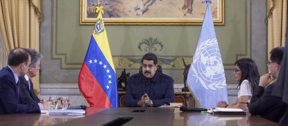 El presidente de Venezuela, Nicolás Maduro, durante una reunión con una comisión especial de Naciones Unidas