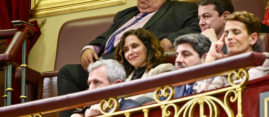 Ayuso, Mañueco, Rueda y López Miras, en la grada del Congreso
