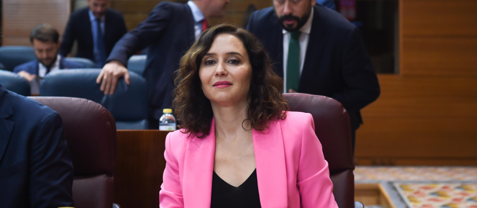 La presidenta de la Comunidad de Madrid, Isabel Díaz Ayuso, durante un pleno en la Asamblea de Madrid