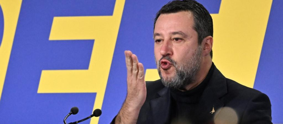 Matteo Salvini, líder de Lega, tras su discurso el pasado domingo en Florencia.
