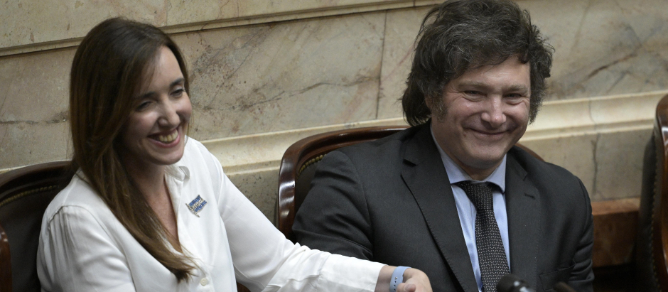 El presidente electo de Argentina, Javier Milei, y la vicepresidenta electa, Victoria Villarruel