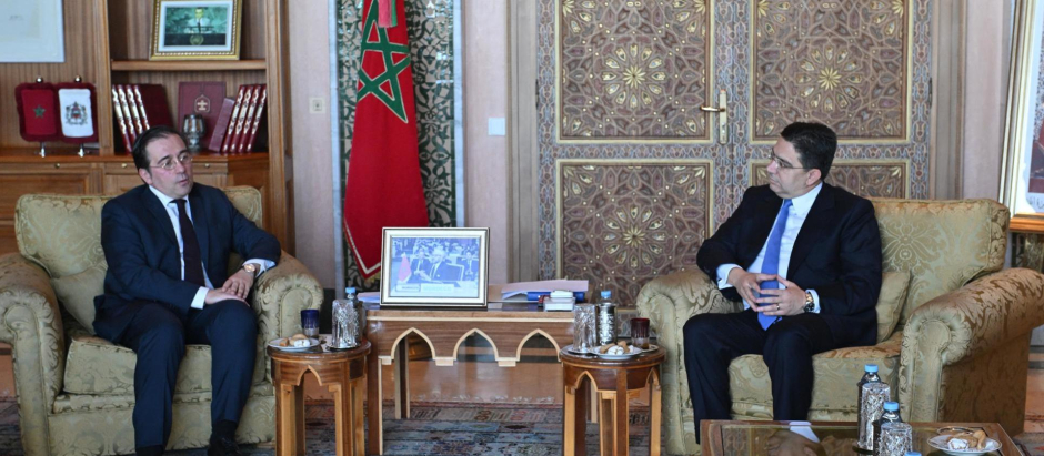 José Manuel Albares y su homólogo marroquí, Nasser Bourita, en Rabat