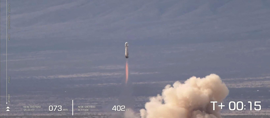 Despegue del cohete NS24 desde la base de Blue Origin en Van Horn (Texas), el martes