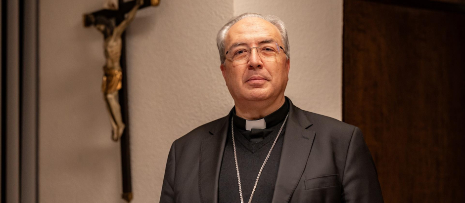 El secretario general de la Conferencia Episcopal Española, Francisco César García Magán
