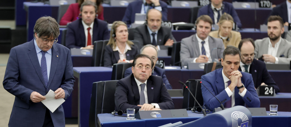 Puigdemont y Sánchez el pasado 13 de diciembre en el Parlamento europeo