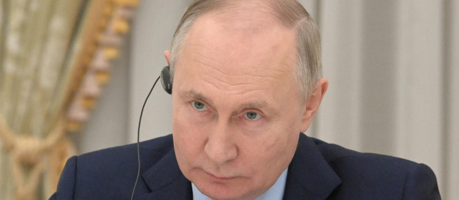 El presidente ruso Vladimir Putin en una reunión con el ministro de Asuntos Exteriores