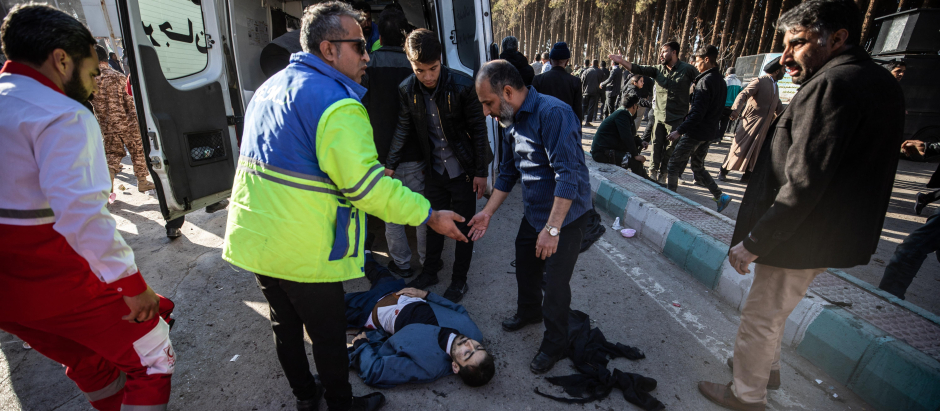 Heridos tras las dos explosiones durante la ceremonia en recuerdo de Soleiman