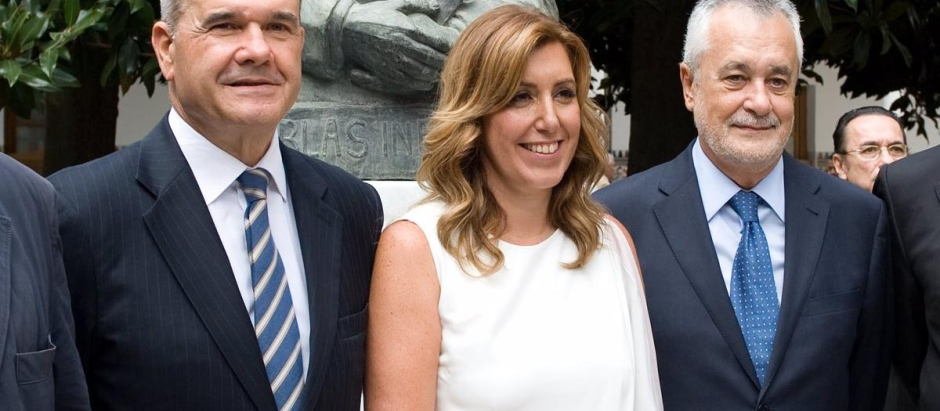 Los expresidentes andaluces Manuel Chaves, Susana Díaz y José Antonio Griñán, en una imagen de archivo