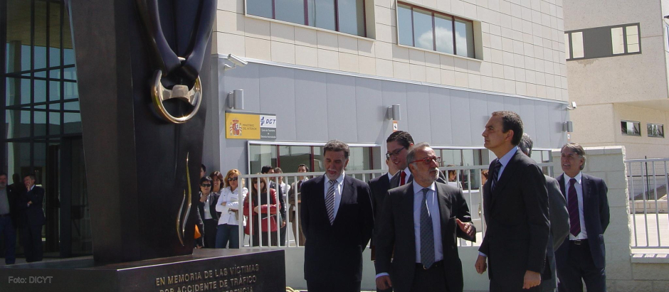 Rodríguez Zapatero y Pere Navarro durante la inauguración del centro en 2007