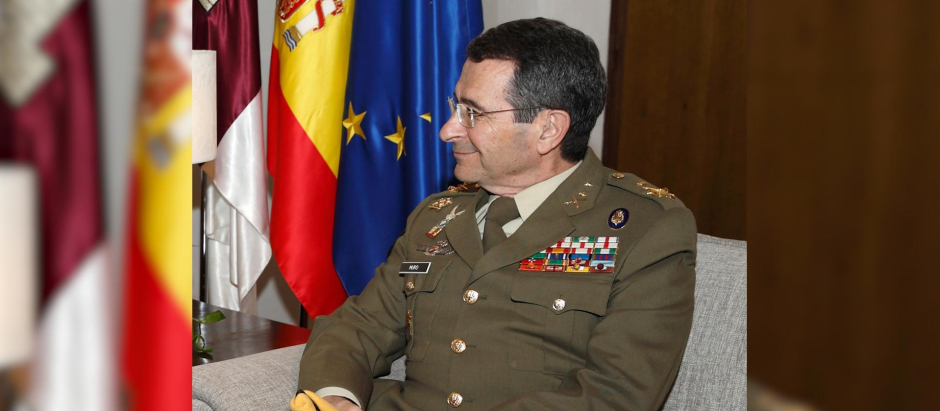 El exteniente general del Ejército, César Muro