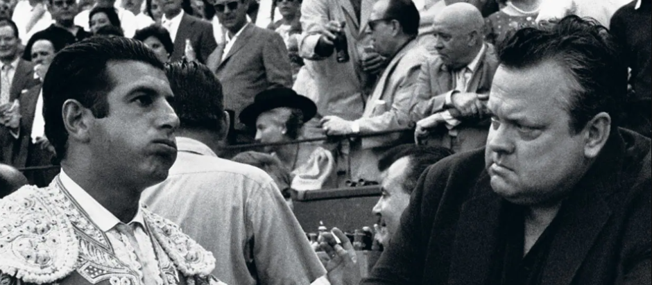 Orson Welles con Antonio Ordóñez en Pamplona (1961)