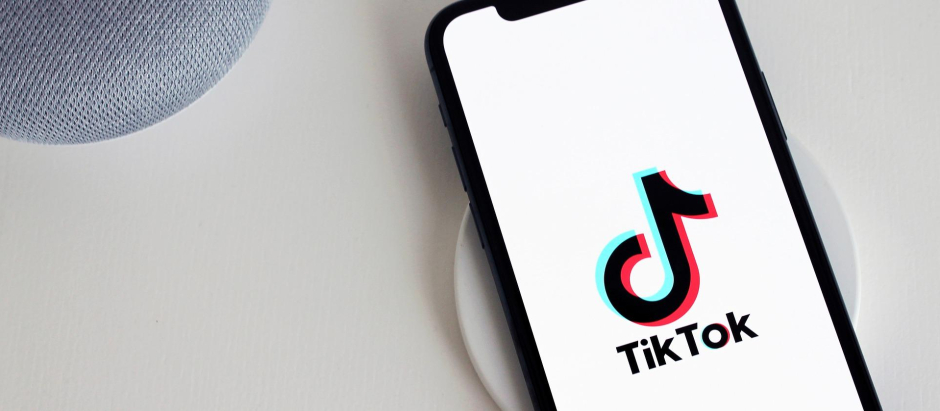 La red social TikTok puede hacer que un tema sea viral en cualquier momento
