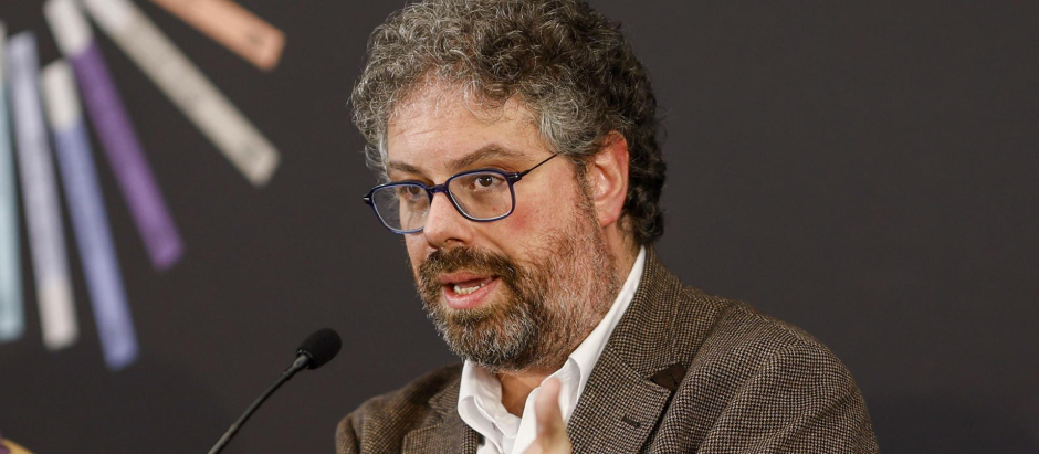 El escritor Sergio del Molino durante la rueda de prensa tras el anuncio de la concesión del Premio Alfaguara de novela 2024