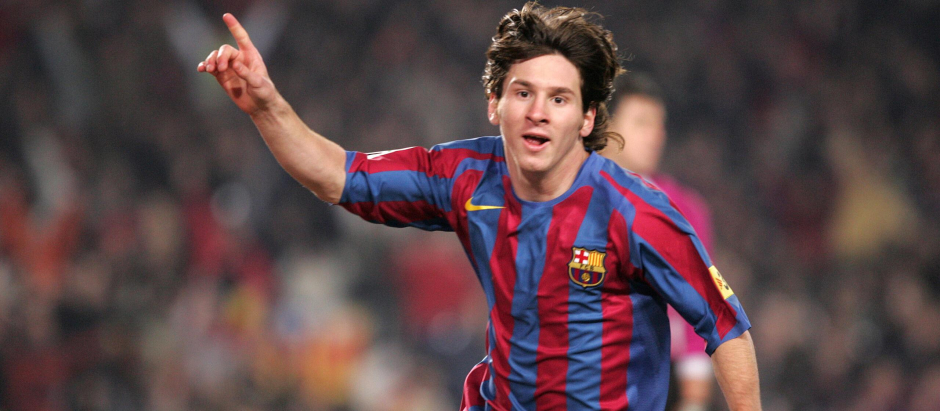 El documento histórico, fechado el 14 de diciembre de 2000, detalla el compromiso de Rexach de fichar a Lionel Messi para el Barça