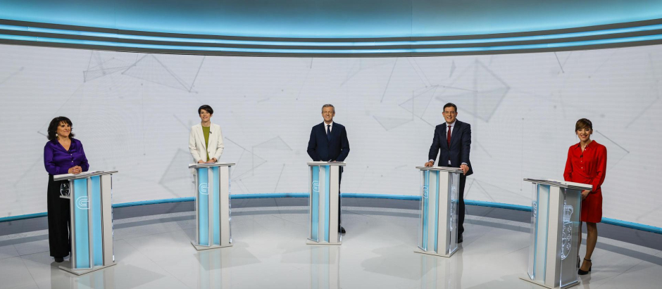Los candidatos en el debate de la TVG