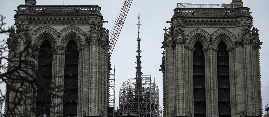 La nueva aguja de Notre Dame ya se puede ver