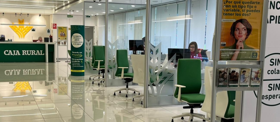 Caja Rural cuenta con más de 300 oficinas en Andalucía