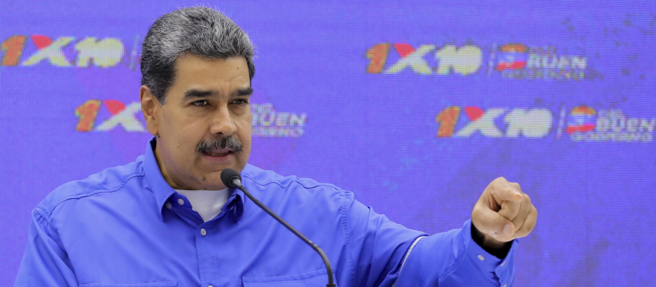 Nicolás Maduro hablando durante una reunión con miembros de su gabinete,