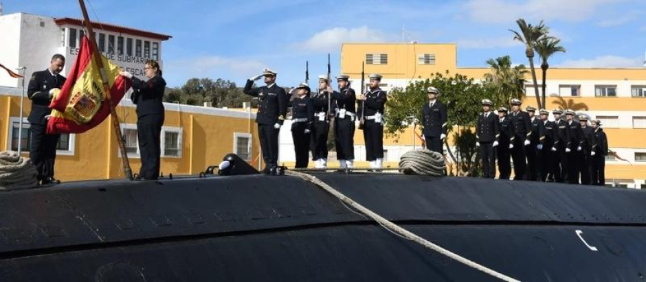 Despedida del Submarino 'Tramontana': Un Acto de Honor en la Base de Submarinos del Arsenal de Cartagena