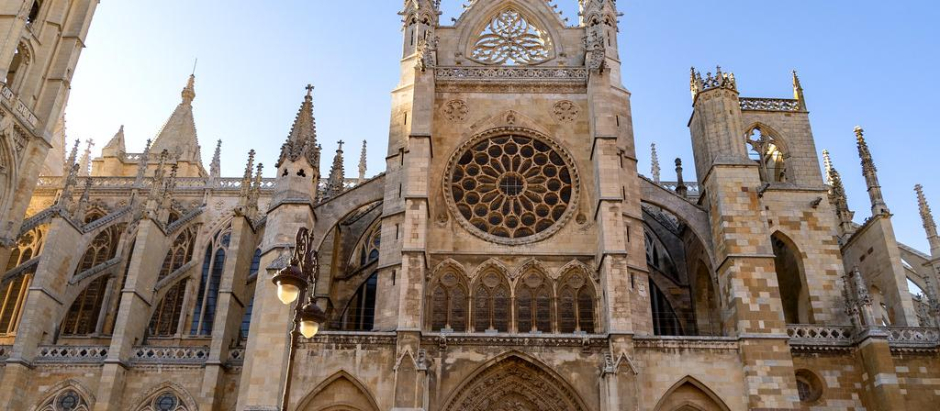 La catedral de León, construida con piedra de Boñar