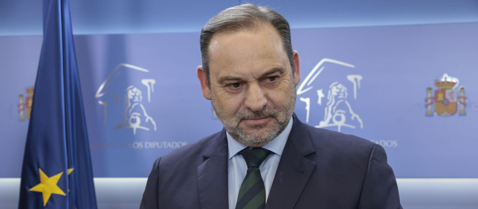 El ex ministro, José Luis Ábalos, comparece ante la prensa para trasladar su salida al Grupo Mixto