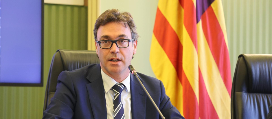 El vicepresidente del Govern y conseller de Economía, Hacienda e Innovación, Antoni Costa
